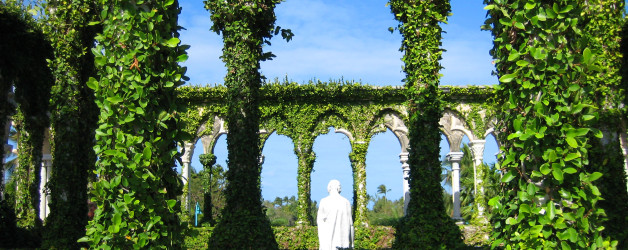 Walking to Paradise Island